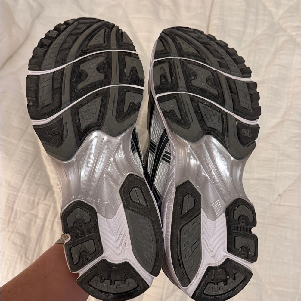 Adidas Gel Kayano 14, women’s 10 - Picture 5 of 5